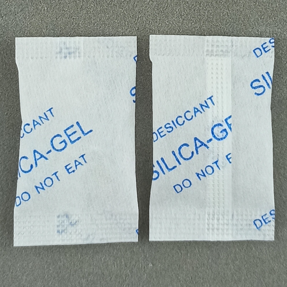 0.5 gram desiccant