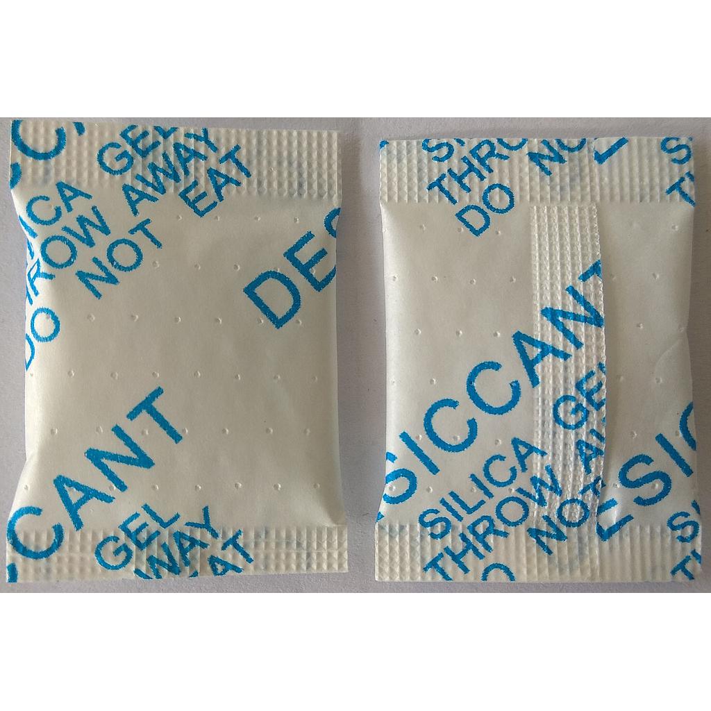 0.5 gram desiccant