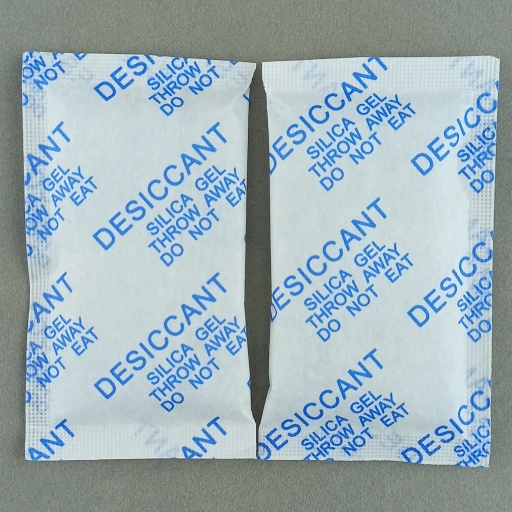 [10-11] 10 gram desiccant