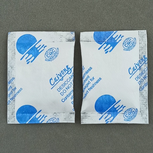 [2-83] 2 gram desiccant