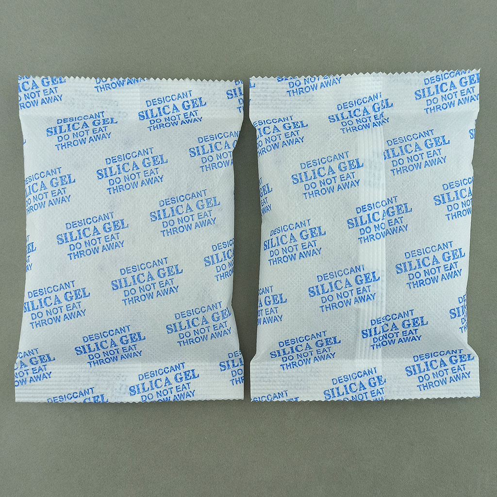 150克硅胶干燥剂+蓝胶