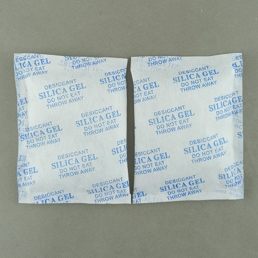 [50-37] 50 gram desiccant